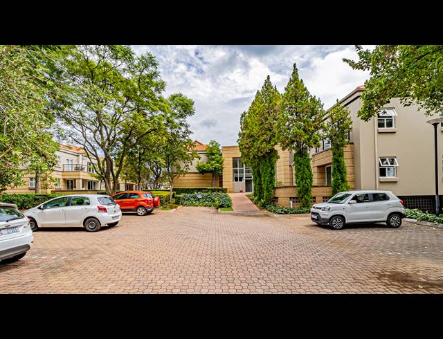 158M² OFFICE TO LET IN FERNDALE